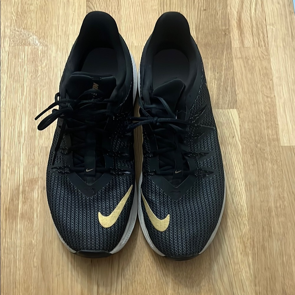 Nike Black and Gold Running Shoes